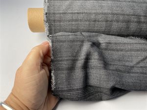 Beklædningsuld - grå klassisk uld med tern, strækbar